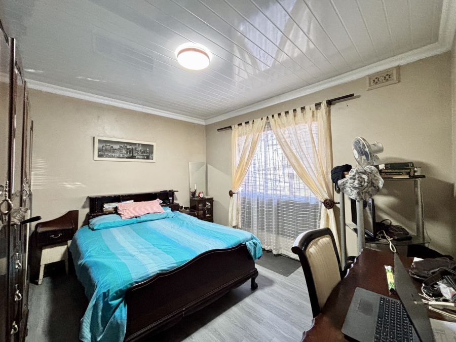4 Bedroom Property for Sale in Lotus River Western Cape